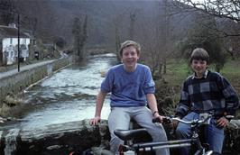 Andrew Simmons and Luke Rake at Topsham Bridge