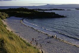 The silver sand beaches near Garramore youth hostel