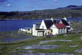 The idyllic Stockinish youth hostel