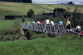 The footbridge to Snoot YH