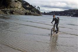 Martyn Williams, doing his best to corrode his bike!