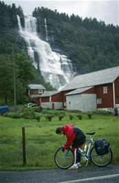 Peter Rushworth at the Tvindefossen waterfall [New scan, 10/2019]