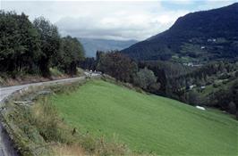 The long and exhilarating downhill towards Marifjora, near Indre Hafslo [New scan, 21/9/2019]