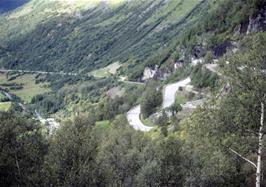 The next stage of the descent, near Kvanndalsfossen [Remastered scan, 10/9/2019]