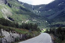 View back to the road we have just descended, from Opplenskedal [New scan, 10/9/2019]