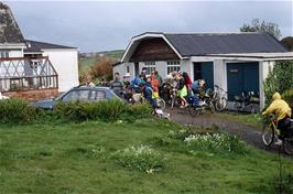 Preparing to leave Lands End youth hostel [Kodachrome 200.  Remastered scan, July 2019]