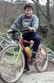 New rider Luke Roberts at Gara Bridge [Remastered scan, June 2019]