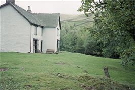 Dentdale YH (Deeside House, Cowgill). [Remastered scan, June 2019]