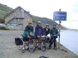 The group at Furkapass, the highest road of the tour, 37.9 miles from Brienz and 2436m above sea level