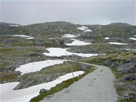 The Rallarvegen continues past Fagernut