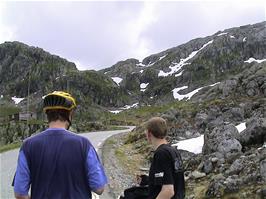 The mountain climb continues at Kingletjøm, 9.5 miles into the ride and 868m above sea level