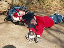 Keir and Sol scrabble over the last drop of energy drink