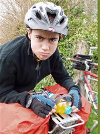 Keir secures his drink after lunch near Terhill
