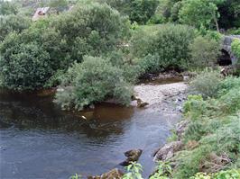Fabulous scenery by the River Gearhameen, about a mile before Black Valley YH