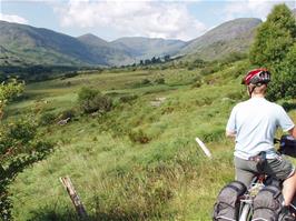The short climb towards the Gap of Dunloe, not far from the hostel