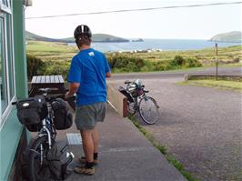 Gavin outside Dunquin Youth Hostel