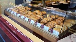 At least there were a good range of pasties for sale at the Pasty Presto shop, Padstow - both savoury and sweet - 4.8 miles into the ride