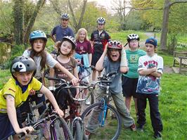 The group on the Staverton riverside path: Glen, Sylvan, Amie, Sarah, Zac, Megan and Dennis, with Matthew and Joe behind