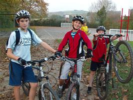 Freddie, Wolfie and Ashley at Broadhempston