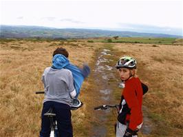 Freddie and Wolfie prepare for the stupendous Abbots Way downhill
