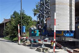 Example of a typical crane designed for home use, here used for a luxury new build on Underdorfstrasse, Mörigen, 22.5 miles into the ride
