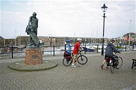 Preparing to leave Watchet Harbour after our cafe stop