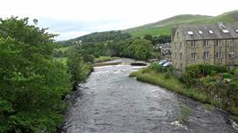 The River Ribble, passing under Settle Bridge, 12.5 miles into the ride