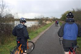 The path along the Exeter Ship Canal near Countess Wear