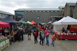 The Totnes Good Food Sunday market