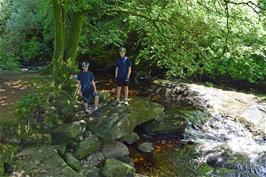 Dillan and Jude on the Avon between Shipley Bridge and the Avon reservoir