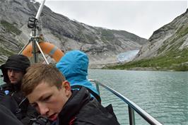 The boat trip to the glacier