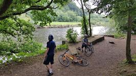 The riverside path between Totnes and Riverside Station