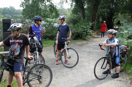 14 Sep 2014 · Stover Country Park