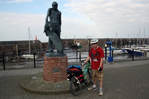 05 Apr 2015 · Quantocks & North Devon Coast: Day 1 Home to Minehead Youth Hostel