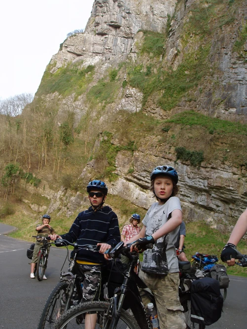 10 Apr 2010 · Bath & the Somerset Levels: Day 2 Bath to Cheddar YH