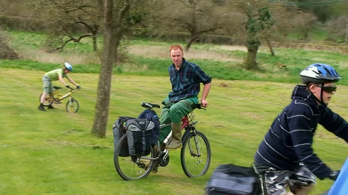 11 Apr 2010 · Bath & the Somerset Levels: Day 3 Cheddar to Street YH