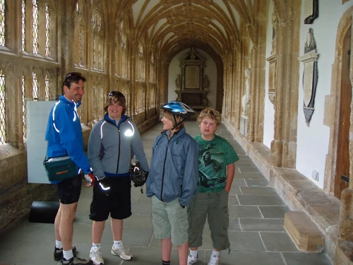 11 Apr 2010 · Bath & the Somerset Levels: Day 3 Cheddar to Street YH