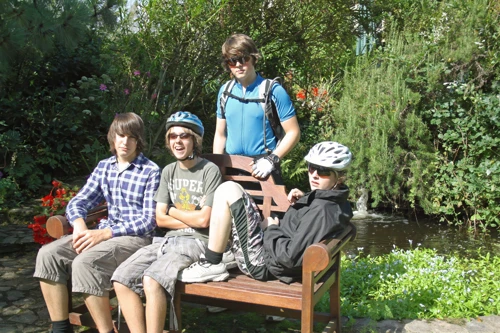 11 Sep 2011 · Landscove Tearooms