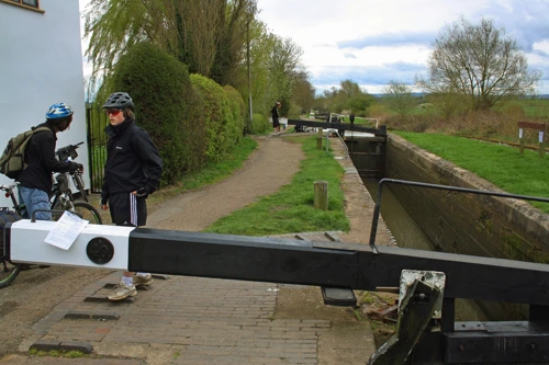 08 Apr 2012 · Cotswolds: Day 1 Home to Stratford YH