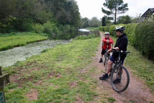26 Apr 2015 · The Grand Western Canal, Tiverton