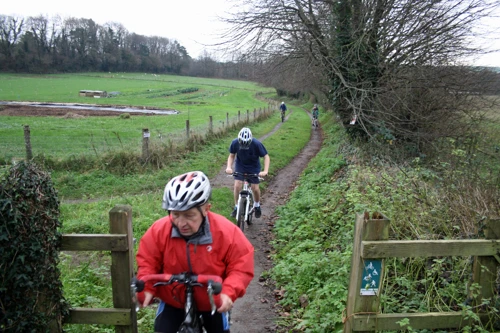 13 Dec 2015 · Totnes