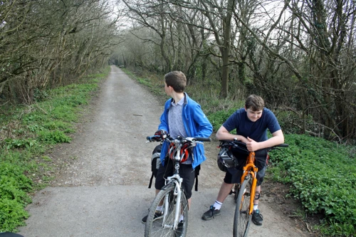 03 Apr 2016 · Somerset Levels and Bath: Day 2: Street to Cheddar YH