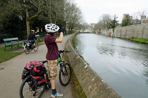 03 Apr 2016 · Somerset Levels and Bath: Day 2: Street to Cheddar YH