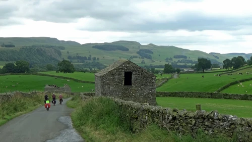 12 Aug 2016 · Yorkshire Dales & North York Moors: Day 2: Ingleton to Malham YH