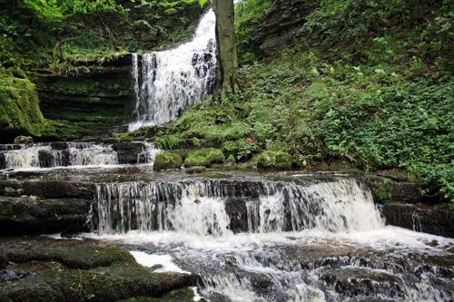 12 Aug 2016 · Yorkshire Dales & North York Moors: Day 2: Ingleton to Malham YH