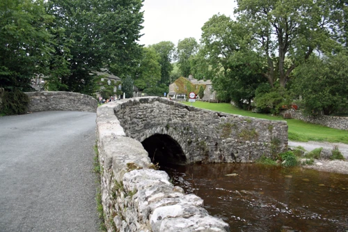 12 Aug 2016 · Yorkshire Dales & North York Moors: Day 2: Ingleton to Malham YH