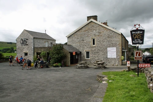 13 Aug 2016 · Yorkshire Dales & North York Moors: Day 3: Malham to Hawes YH