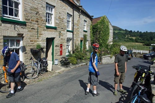 16 Aug 2016 · Yorkshire Dales & North York Moors: Day 6: Osmotherley to Helmsley YH