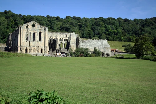16 Aug 2016 · Yorkshire Dales & North York Moors: Day 6: Osmotherley to Helmsley YH