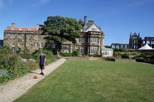 18 Aug 2016 · Yorkshire Dales & North York Moors: Day 8: Whitby to Scarborough YH